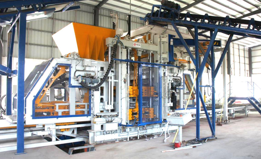 Quangong Brick Machines Make Their Mark in South China—Paving Bricks and Diamond-Shaped Bricks Handled by One Machine